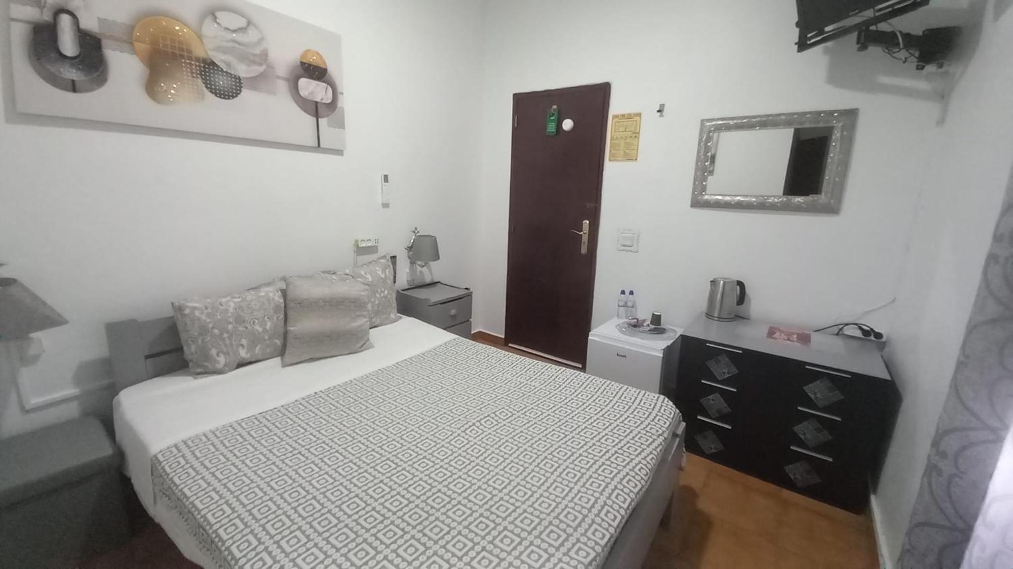 Alojamento Elvas Luso Espanhola Hotel Екстериор снимка